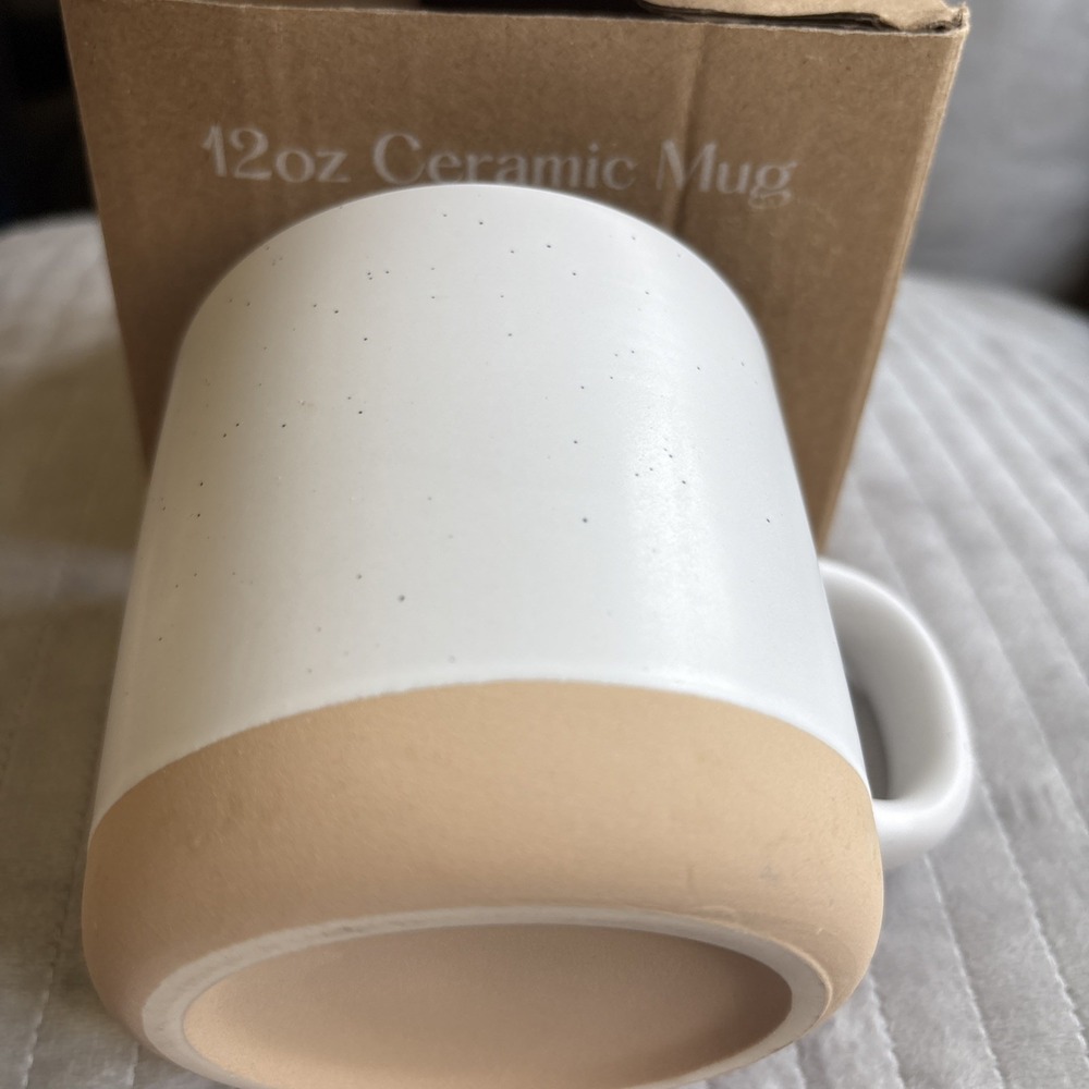 Ceramic Mug White Speckled 12 Oz Clay Bottom 3.5" x 3.5" New in box - Picture 4 of 6
